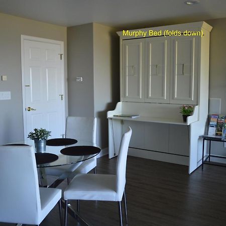 1-Bedroom Seaview Guesthouse On Seattle Luxury Estate With Views Of Olympic Mountains Extérieur photo
